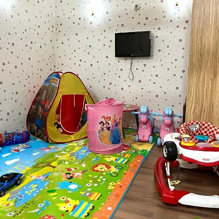 アパート Penthouse At Dream バンスコ